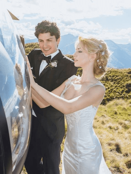 Masiela Lusha Wedding Picture